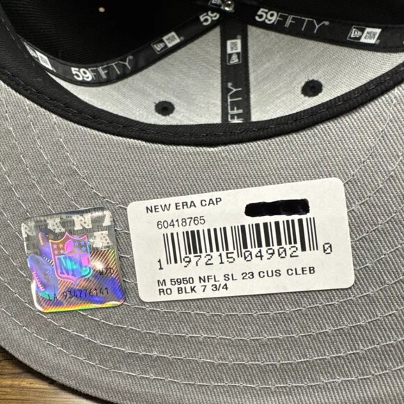 New Era Cleveland Browns NFL on Black Logo 59Fifty Fitted Hat Cap SZ 7.3/4 - Picture 4 of 5